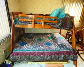 This is an amazing bunk bed system, single on top double on bottom