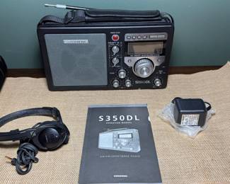 GRUNDIG SHORT WAVE RADIO