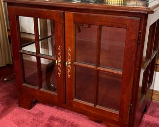 Cherry display table