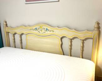 Queen Henry Link headboard