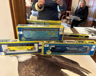 #179	3 pc AHM set of 3 Boxcars	 $27.00 