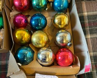 #159	Shiny Brite Set of 12	 $20.00 