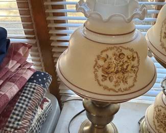 #73	Brass Base Brown Flowered Globe Lamp - 17" tall	 $25.00 