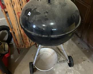 #129	Weber Charcoal Grill w/some accessories	 $75.00 