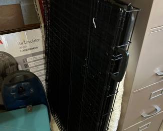 #135	Large Animal Metal Crate	 $20.00 