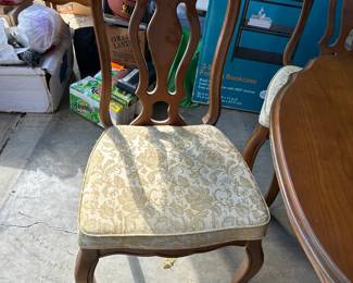 #11	Pennsylvania House French Provincial Oval Table w/1 leaf and 6 chairs (as is scratch)	 $175.00 