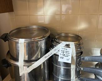 #190	Revere Ware Set of 23 pieces	 $60.00 