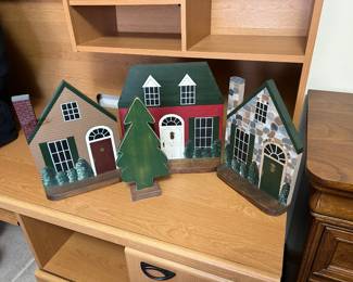 #61	"The Painted Sisters" set of 3 wood Painted Houses w/Tree - 12" Tall	 $20.00 
