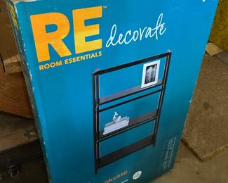 #138	3 Shelf Foldable Display Unit - RE Décor - 36Tx23Wx11D	 $30.00 