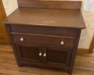 #14	Wood Antique Dove-tailed  Wash Stand - 31x17x28	 $100.00 