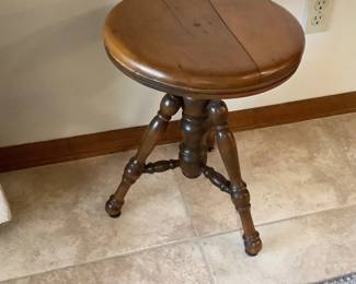 Piano stool