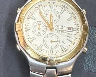 0022 Citizen Mens Watch