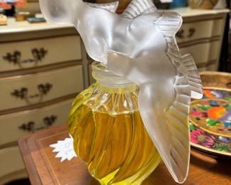 Nina Lalique L'Air du Temps Parfum Extrait 3.3OZ 6" Lalique Doves Perfume Bottle