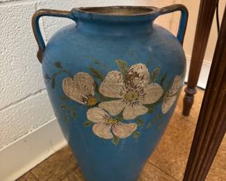 Large vintage pottery 