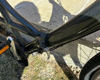 Chinese Built Foldable 7 Speed Tandem Bike. Photo 3 of 4. 