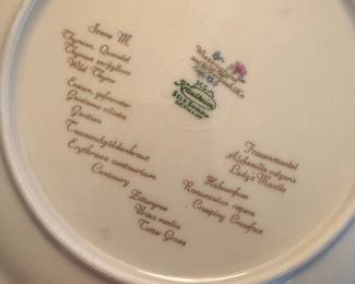 Krautheim "Meadow Flowers" Bavaria Porcelain Dinner Plates. Photo 2 of 2.