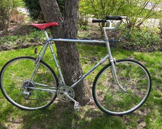 1983 Sekai Road Bike with New Tires & Brakes. Photo 1 of 3. 