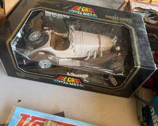 Model Car - Die Cast 