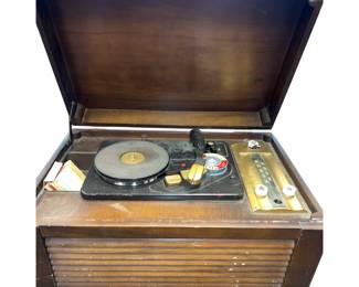 MCM 1950s Record Player AM Radio Wire Recorder Sears Silvertone New Coils of Wire