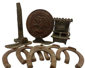 Cast Iron Horse Shoes Game Kerosene Sad Iron Heater Base