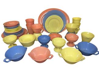 1940s MCM Art Deco Hazel Atlas Moderntone Platonite Dishes 4 Place Settings