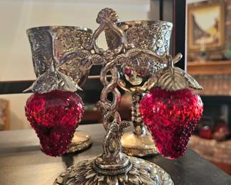 cute, small salt and pepper shaker