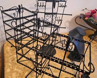 handy jewelry display solutions