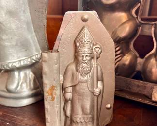 Antique Vormenfabriek Tilburg Holland
Saint Nicholas Chocolate Mold~ $75.00
#15656