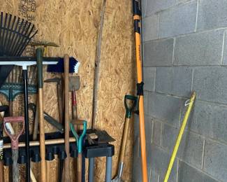 Fiskars Tree Pruner and Pole Saw