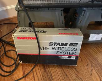 Stage22 Wireless Microphone System