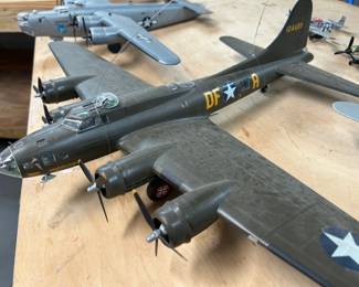 B-17 Memphis Bell Model Airplane