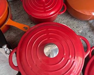 Linea Enameled Cast Iron Dutch Oven and Skillet Set fourth image