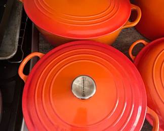 Le Creuset Enameled Cast Iron Cookware Set third image