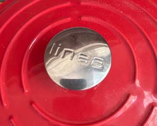 Linea Enameled Cast Iron Dutch Oven and Skillet Set fifth image