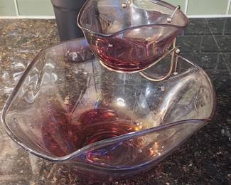 MCM glass chip and dip holder with metal stand