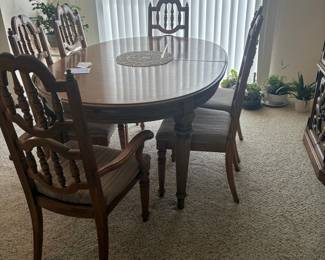 Vintage Oak Dining Table with 6 Chairs and Leaf
