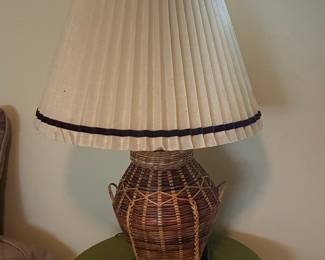 Vintage Woven Rattan Table Lamp