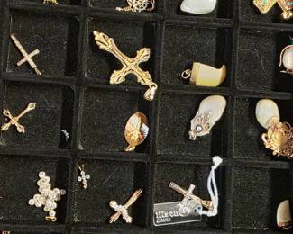 Assorted Gold jewelry 