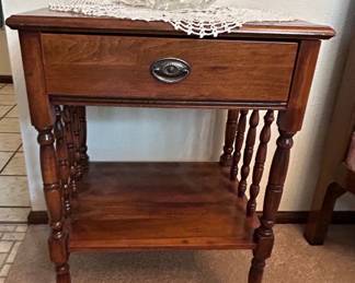 Vintage Ethan Allen End Table