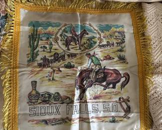 Vintage Sioux Falls, S.D. Souvenir Pillow Cover