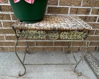 Woven Top Metal Plant Stand