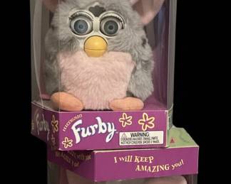 Vintage 1998 Furby Electronic Toy (Model #70-800)