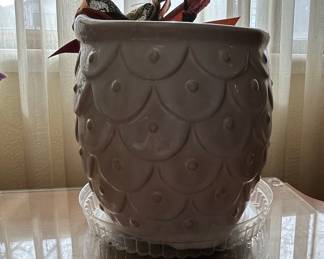White Fish Scale Pattern Ceramic Planter
