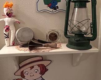 Vintage "It's Hell Without Money" Tin Sign and Dietz #30 Little Wizard Lantern