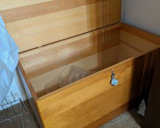 Vintage Lane Cedar Chest