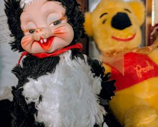 Vintage Pepe Le Pew Skunk Plush Toy with Rubber Face