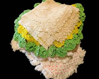 Vintage Doily and Yo-Yo Coaster Set