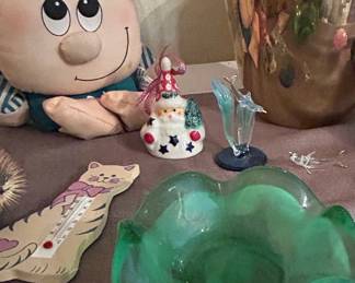 Mid-Century Blenko Art Glass Emerald Green Ruffled Bowl