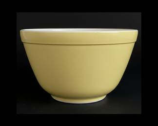 Pyrex Mixing Bowl, Primary Yellow, #401