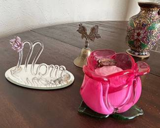 Murano Style Glass "Mom" Sculpture and Pink Rose Bowl